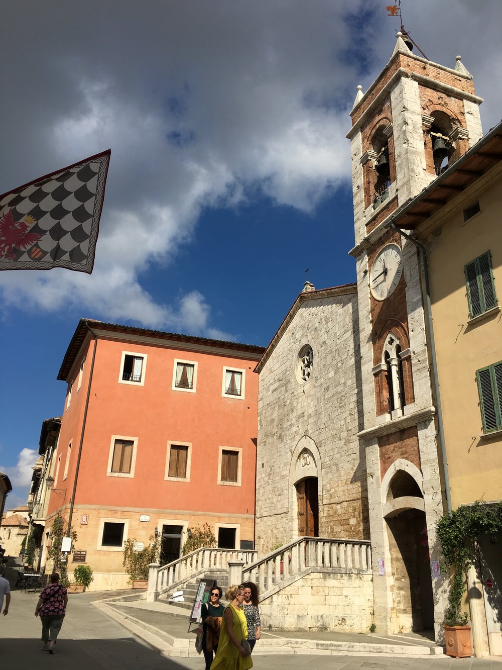 San Quirico d’Orcia- town square and markets