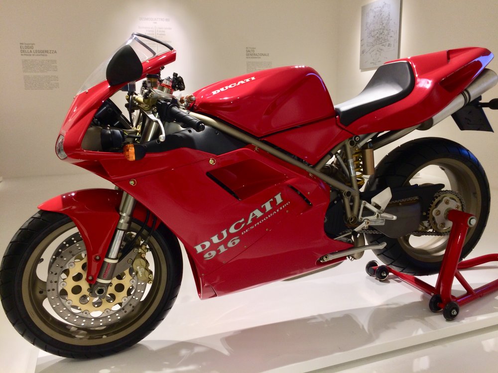 Ducati 916 - from 1992 &amp; still a machine of beauty. 