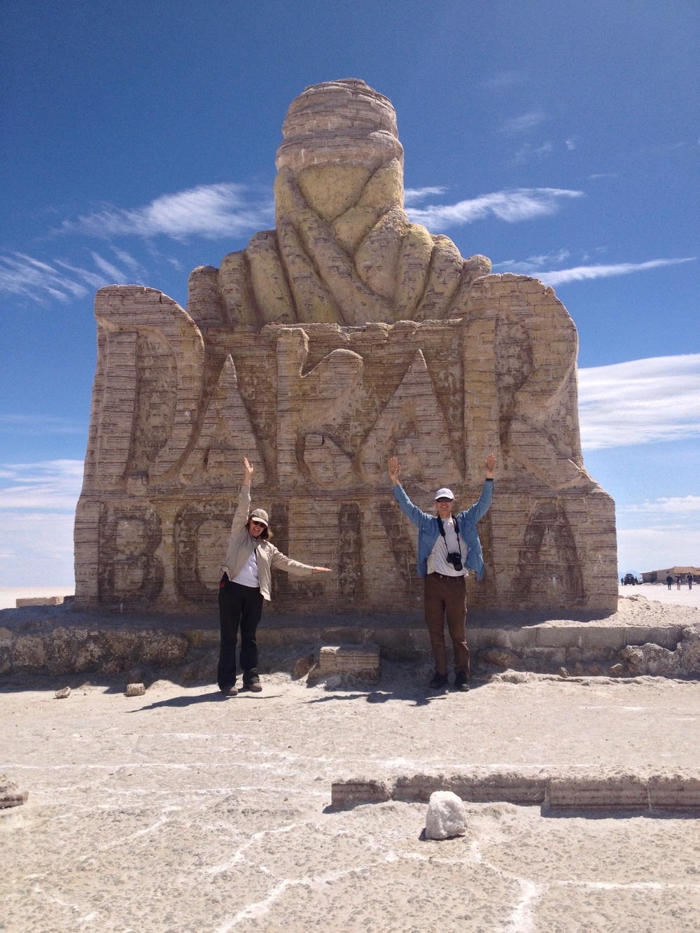 The 2014 Dakar salt statue