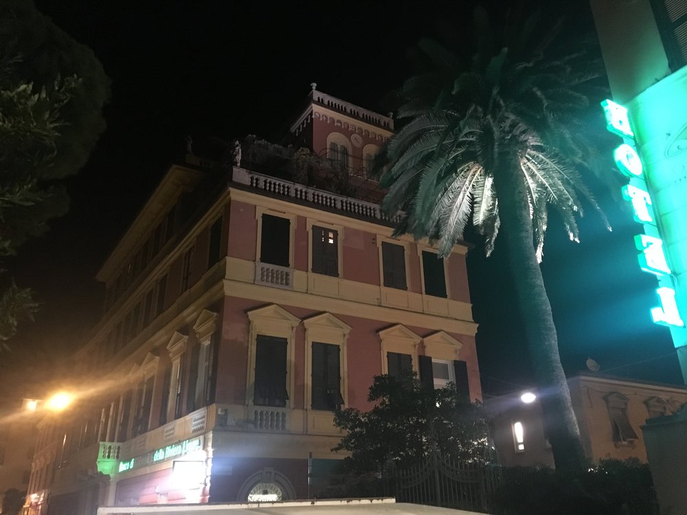 Hotel Palazzo Vannoni, Levanto. Early 17th Century Palace.